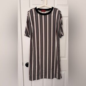 Gucci Silk Black and White Striped Long Sleeve Dress( outlet clearance)